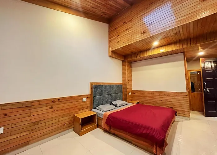 Blue Moon Homestay Kasol