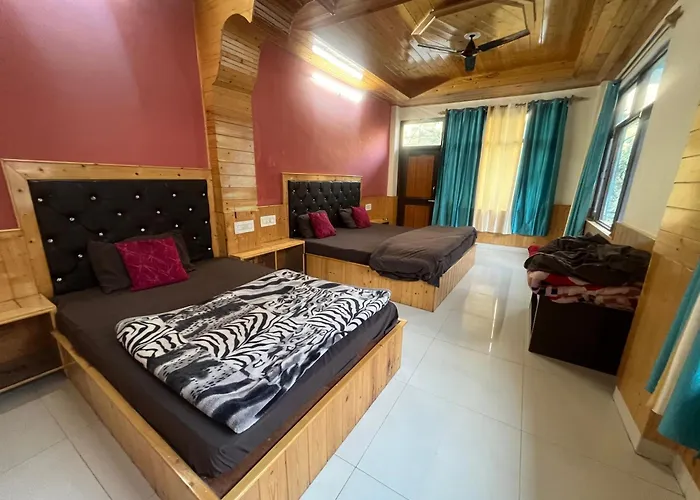 Blue Moon Homestay Kasol