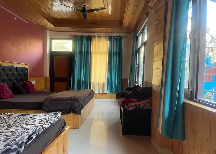 Blue Moon Homestay Kasol