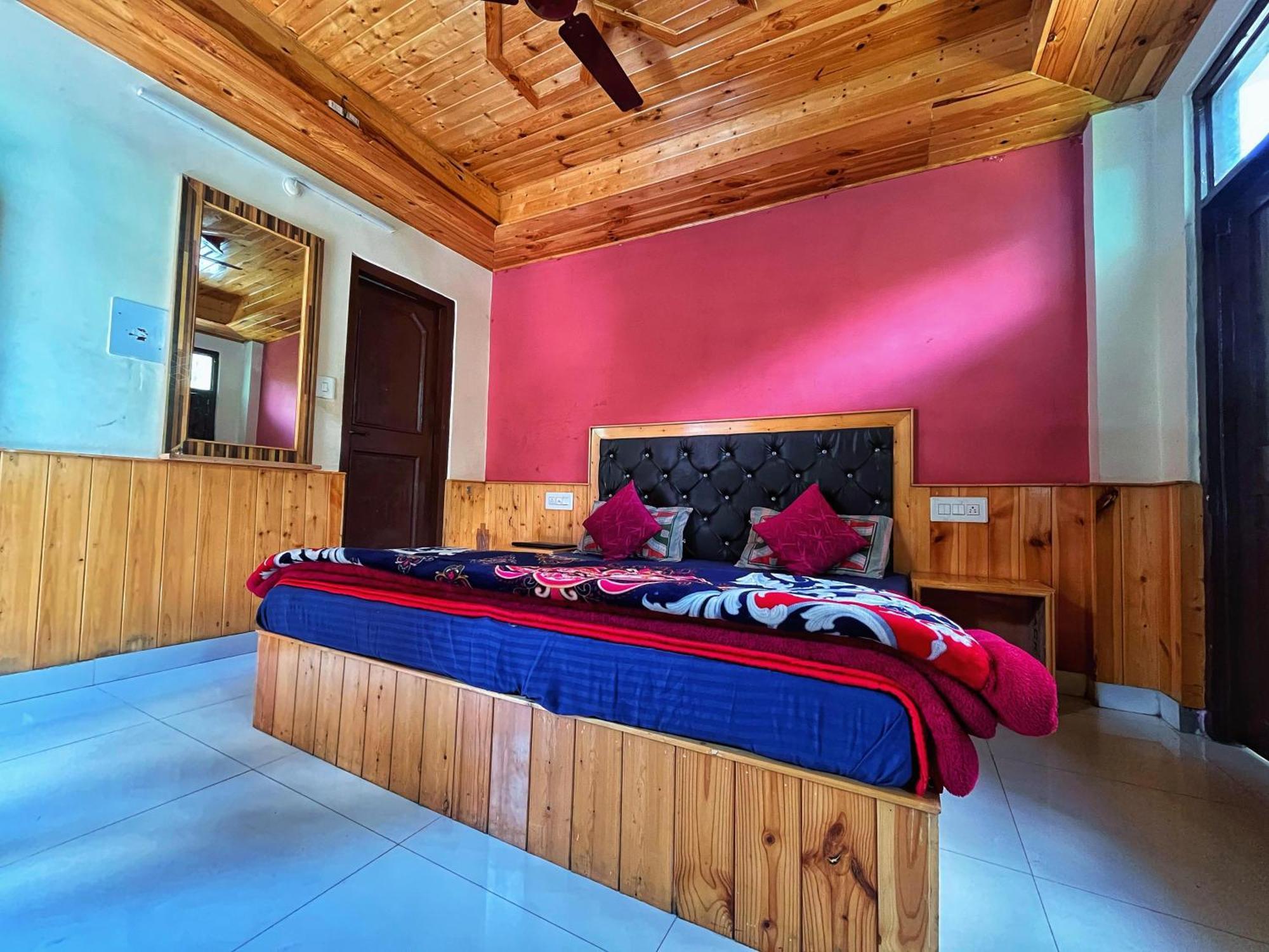 Blue Moon Homestay