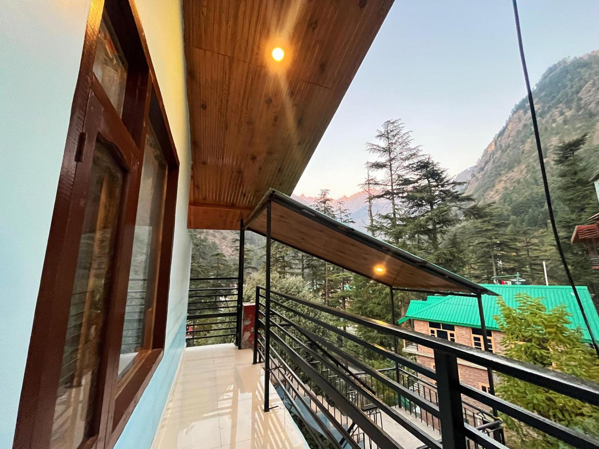 Homestay Blue Moon Kasol
