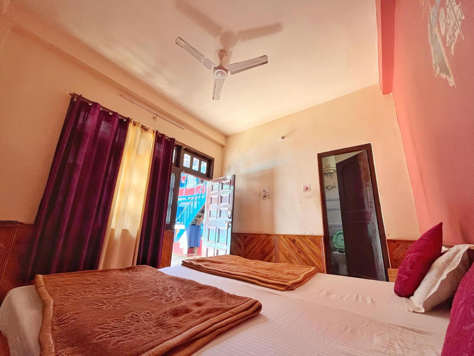 Blue Moon Homestay Kasol