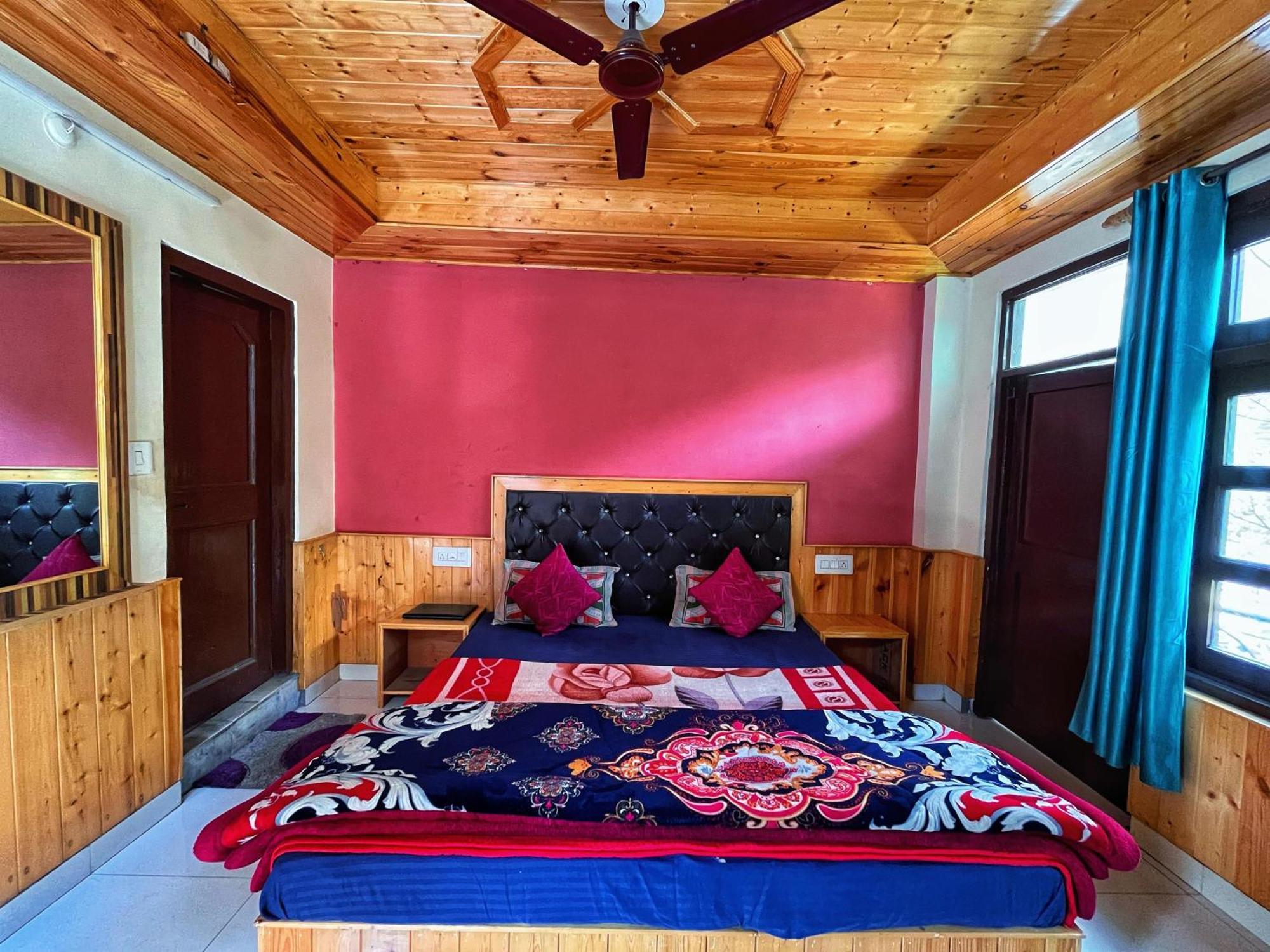 Blue Moon Homestay