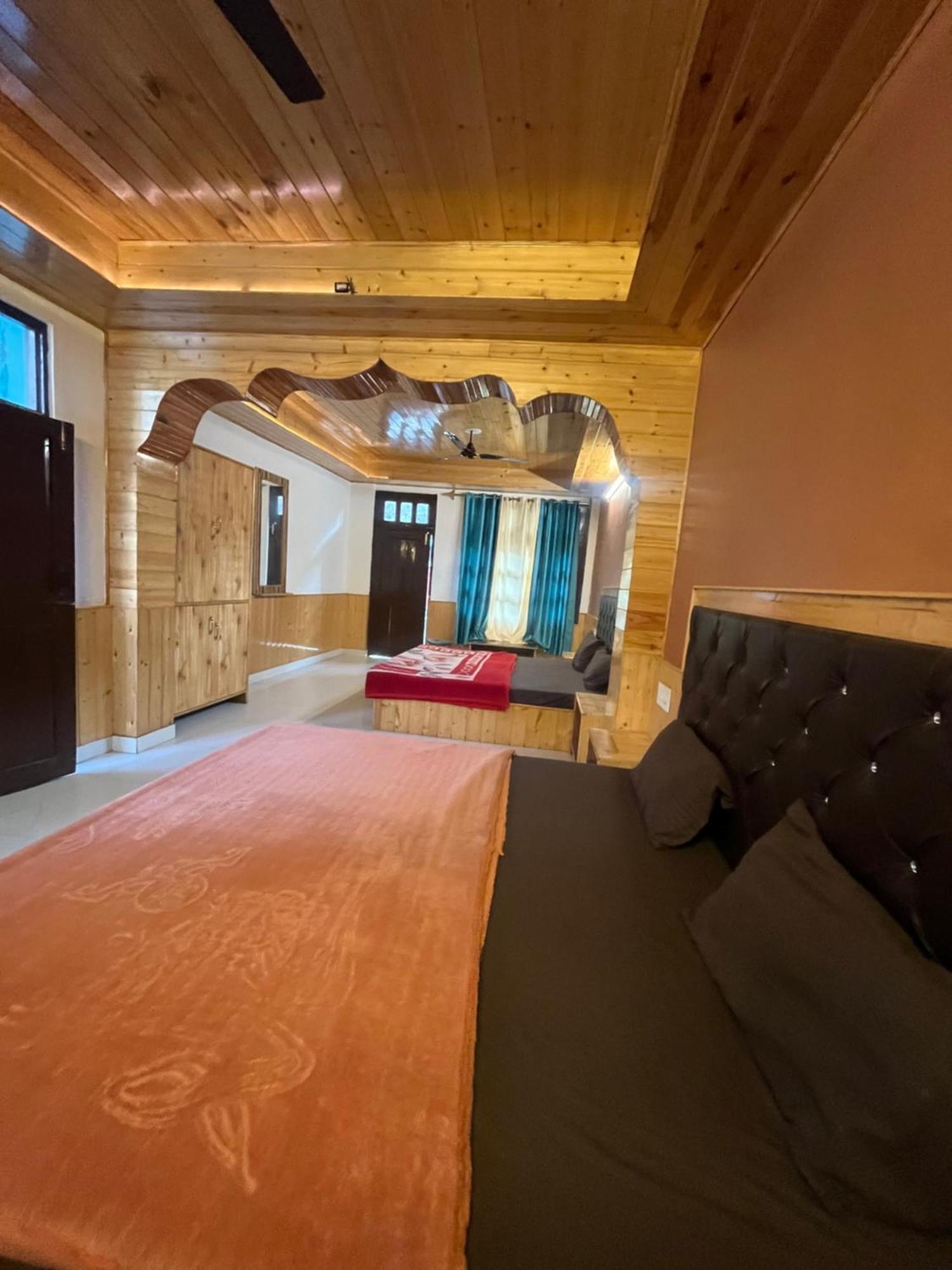 Blue Moon Homestay